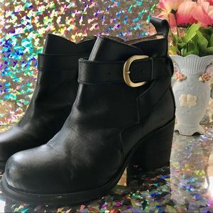 SOLD Black ankle boots with buckle